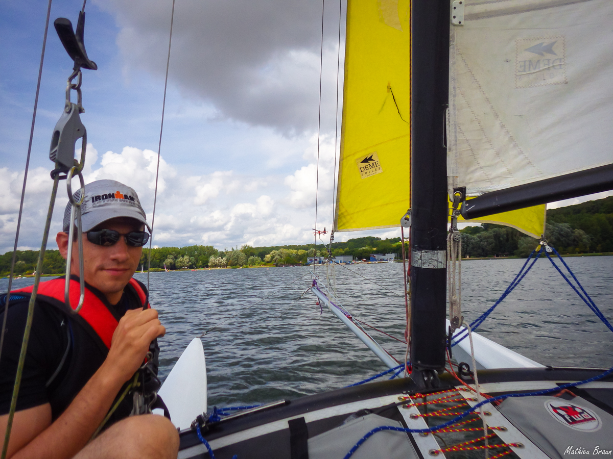 On file sur le catamaran !