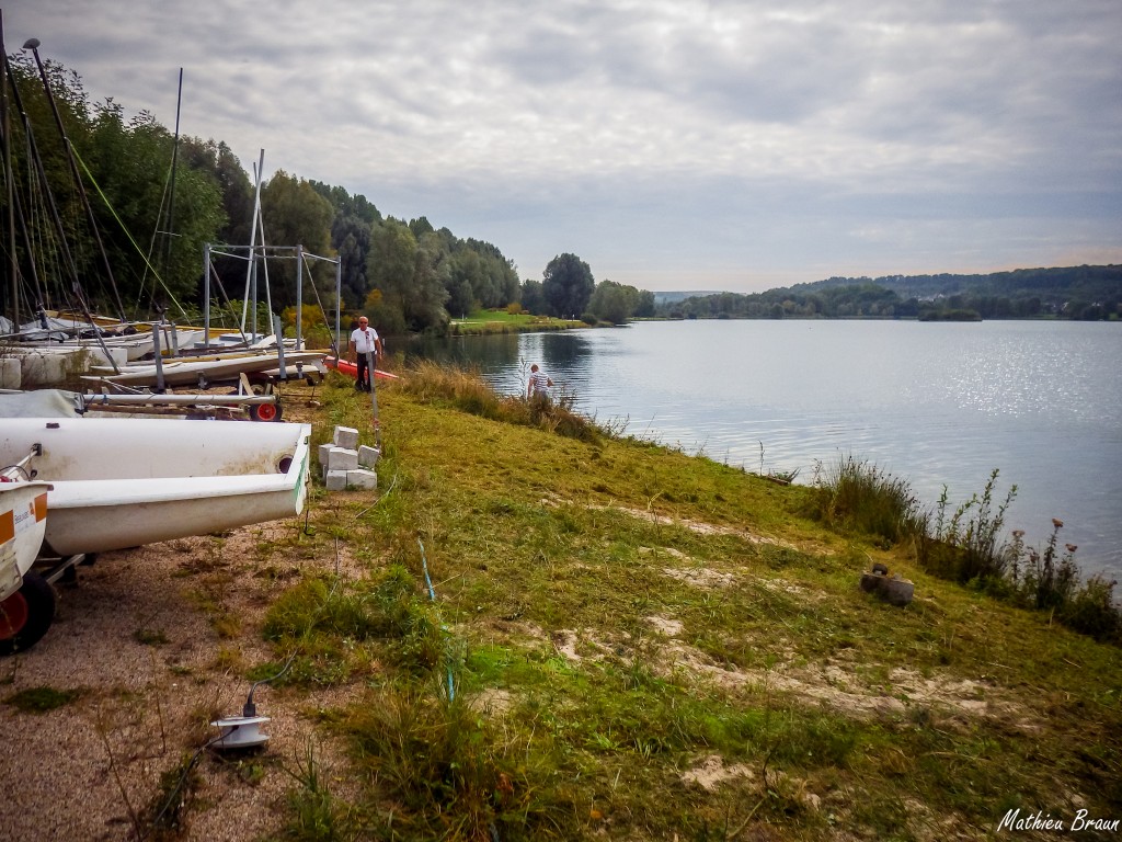 Certains s'affairent pendant que d'autres prennent des photos pour le blog...
