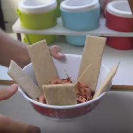La cuisine sur les trimarans ultimes (vidéos)