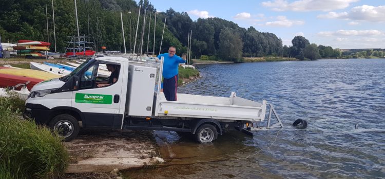 Le Karibou est à l’eau